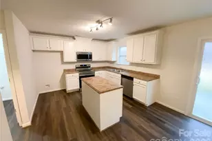 4121 Granite Street, Midland, NC 28107 - Photo 2