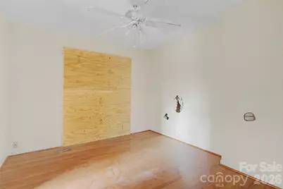 5001 Sycamore Drive, Hope Mills, NC 28348 - Photo 36