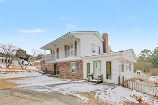 5001 Sycamore Dr, Hope Mills, NC 28348 - Photo 2