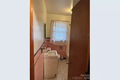 2013 K Court Avenue, Winston Salem, NC 27105 - Photo 4