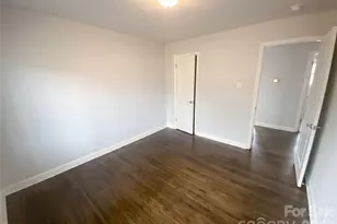 4121 Abbeydale Dr, Charlotte, NC 28205 - Photo 4