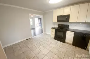 4121 Abbeydale Dr, Charlotte, NC 28205 - Photo 8