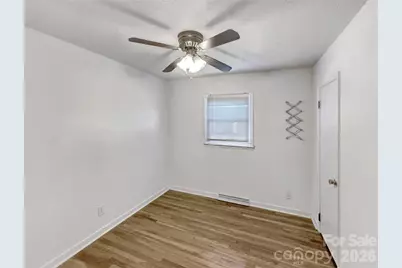 1913 Old English Drive, Gastonia, NC 28054 - Photo 4