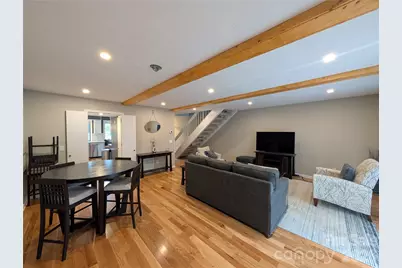 88 Laurelwood Circle W #10, Hendersonville, NC 28791 - Photo 14