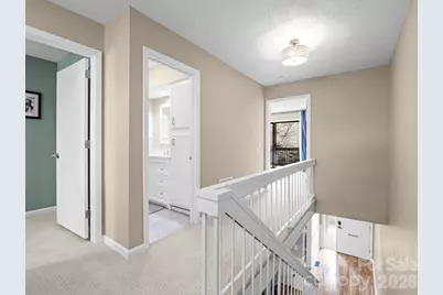 88 Laurelwood Circle W #10, Hendersonville, NC 28791 - Photo 16