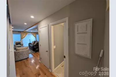 88 Laurelwood Circle W #10, Hendersonville, NC 28791 - Photo 16