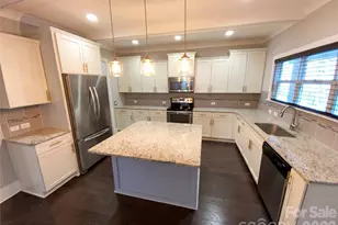 924 Forbes Road, Fort Mill, SC 29707 - Photo 2