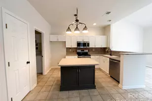 7892 Mariners Pointe Cir, Denver, NC 28037 - Photo 2