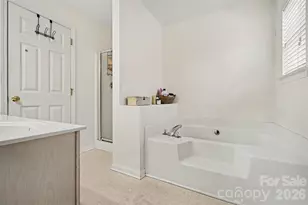 6323 Pine Hollow Dr, Charlotte, NC 28212 - Photo 20