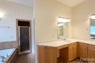 405 Isle of Pines Rd, Mooresville, NC 28117 - Photo 10