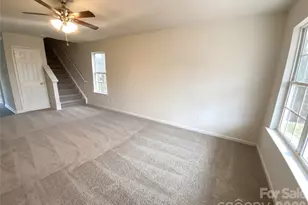 7136 Henderson Valley Ln, Charlotte, NC 28269 - Photo 6