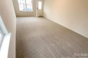 7136 Henderson Valley Ln, Charlotte, NC 28269 - Photo 16