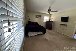 6120 Farm Pond Ln, Charlotte, NC 28212 - Photo 12