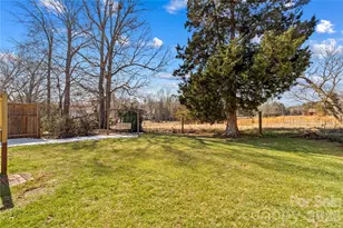 1319 Mistletoe Ridge Pl NW, Concord, NC 28027 - Photo 36