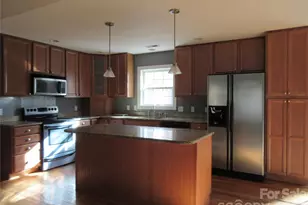 618 Brook Knoll Cir, Weaverville, NC 28787 - Photo 16