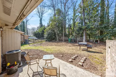 532 Blendwood Drive, Charlotte, NC 28215 - Photo 6