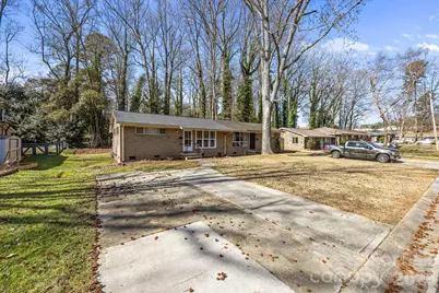 532 Blendwood Drive, Charlotte, NC 28215 - Photo 20