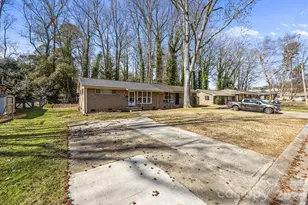 532 Blendwood Dr, Charlotte, NC 28215 - Photo 20