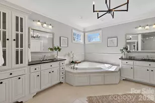 4023 Blossom Hill Dr, Matthews, NC 28104 - Photo 30