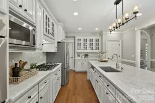 4023 Blossom Hill Dr, Matthews, NC 28104 - Photo 24