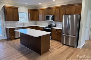 221 Wildwood Loop, Statesville, NC 28625 - Photo 4