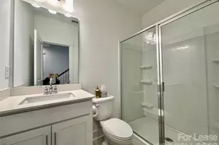 5013 Sovereignty Ct, Charlotte, NC 28205 - Photo 6