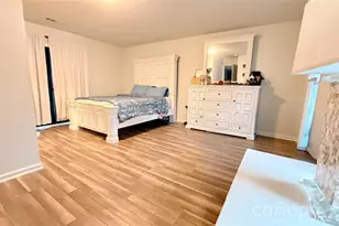 934 S Chestnut St, Gastonia, NC 28054 - Photo 4