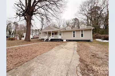934 S Chestnut Street, Gastonia, NC 28054 - Photo 1