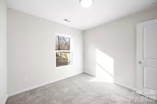 907 W Georgia Ave, Bessemer City, NC 28016 - Photo 30