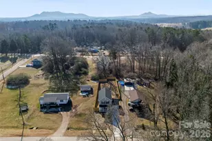 907 W Georgia Ave, Bessemer City, NC 28016 - Photo 38