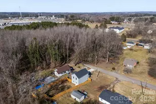 907 W Georgia Ave, Bessemer City, NC 28016 - Photo 40