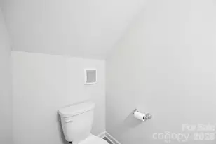 907 W Georgia Ave, Bessemer City, NC 28016 - Photo 14