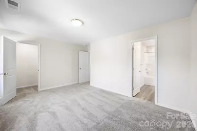 907 W Georgia Avenue, Bessemer City, NC 28016 - Photo 18