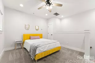 648 W End Dr, Charlotte, NC 28208 - Photo 38