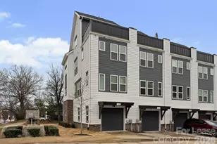 648 W End Dr, Charlotte, NC 28208 - Photo 4