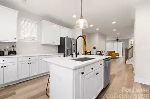 648 W End Dr, Charlotte, NC 28208 - Photo 18