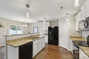 3337 Ellingford Rd, Charlotte, NC 28214 - Photo 16