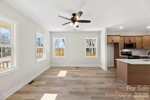 207 Putnam St, Shelby, NC 28152 - Photo 4