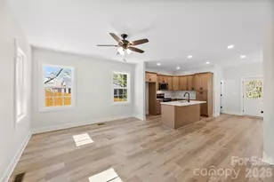 207 Putnam St, Shelby, NC 28152 - Photo 4