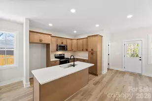 207 Putnam St, Shelby, NC 28152 - Photo 8