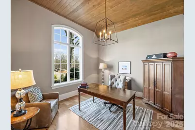 104 Crest Court, Matthews, NC 28104 - Photo 6