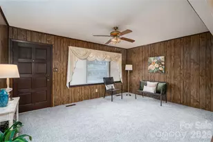 1507 Edgewood Rd, Bessemer City, NC 28016 - Photo 14