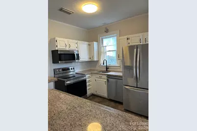 407 W 9th Street #B, Charlotte, NC 28202 - Photo 6