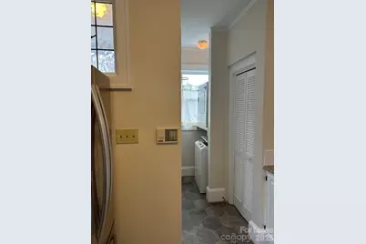 407 W 9th Street #B, Charlotte, NC 28202 - Photo 28