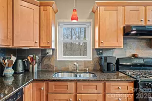 108 Hickory Forest Rd, Fairview, NC 28730 - Photo 10