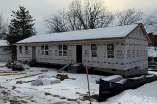 432 & 436 N Caldwell Ave, Newton, NC 28658 - Photo 2