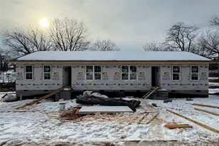 432 & 436 N Caldwell Ave, Newton, NC 28658 - Photo 1