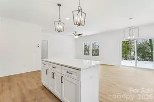 216 Magnolia St, Statesville, NC 28677 - Photo 16