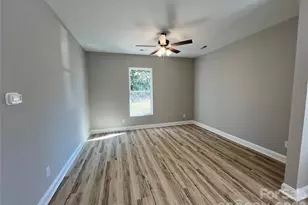 722 Austin St, Albemarle, NC 28001 - Photo 8