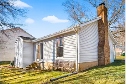 5620 Running Wood Lane, Charlotte, NC 28215 - Photo 34